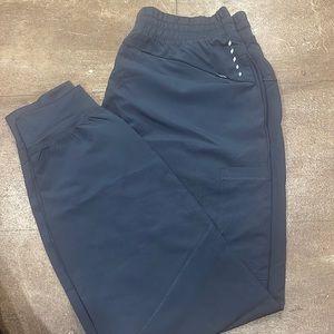 Barco one petite scrub jogger
